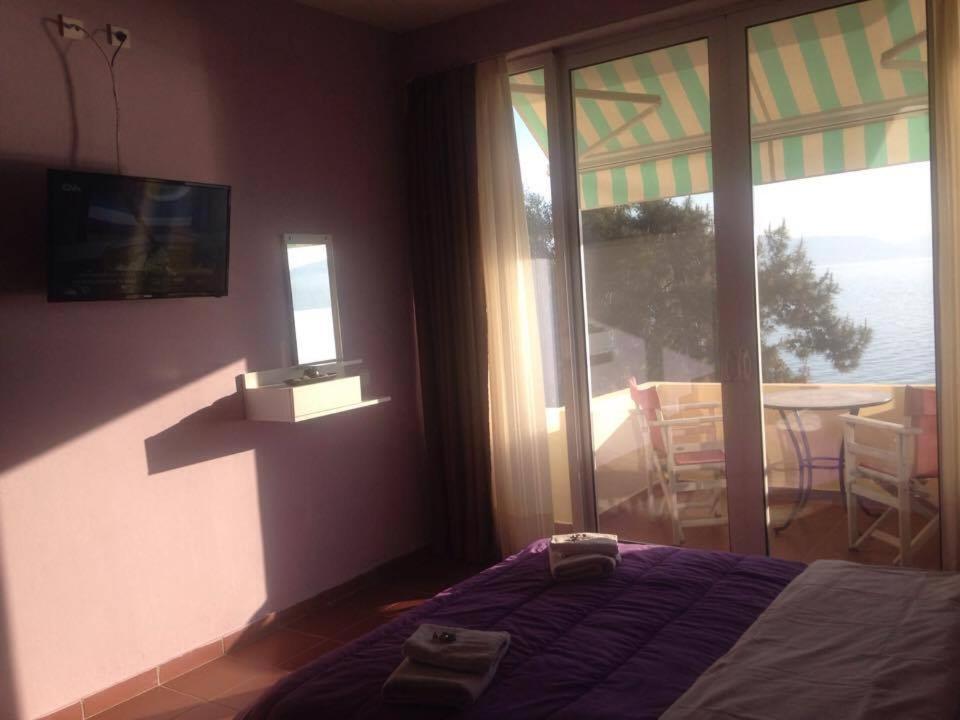 Maravellia Hotel Loutra Edipsou  Exterior photo